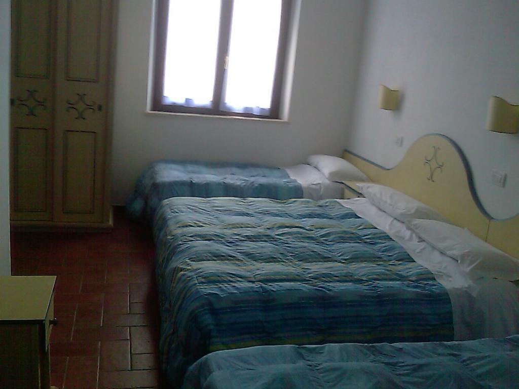 Ostello Victor Center Assisi Rum bild